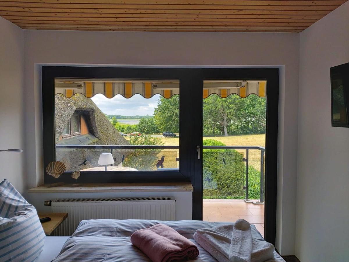 Pension Petersen Bergen Auf Rugen Bagian luar foto