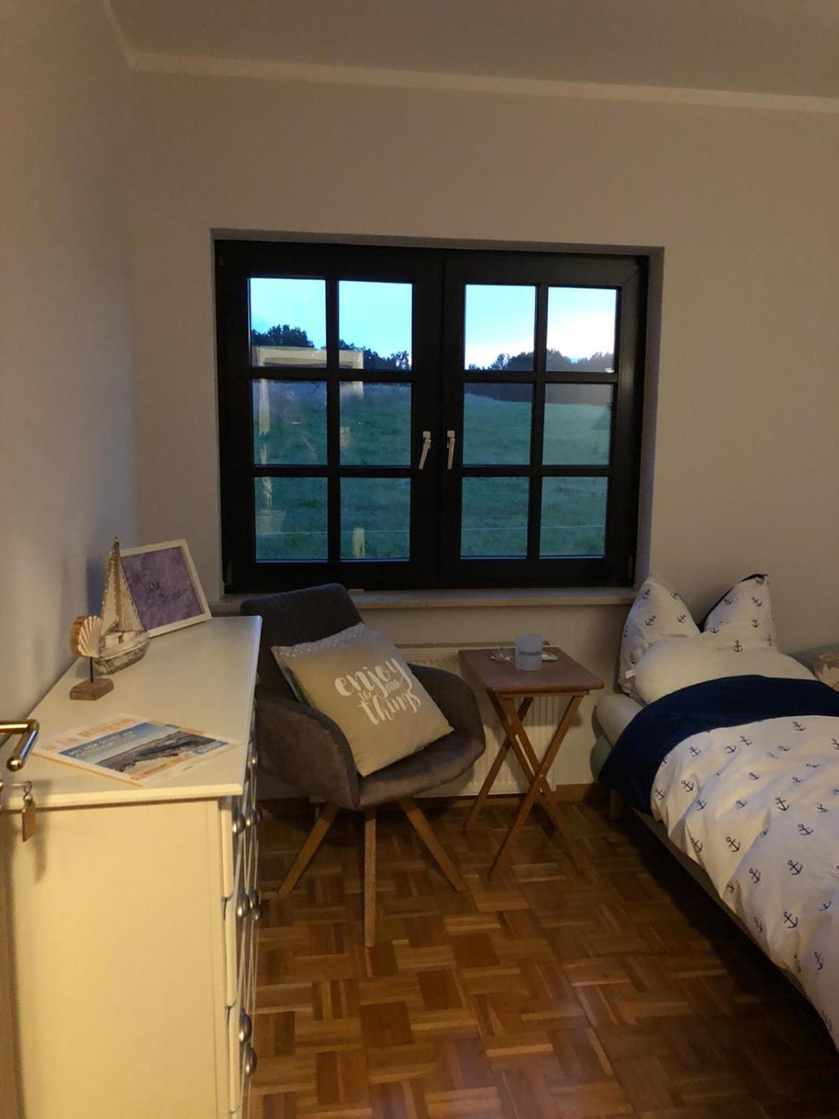 Pension Petersen Bergen Auf Rugen Ruang foto